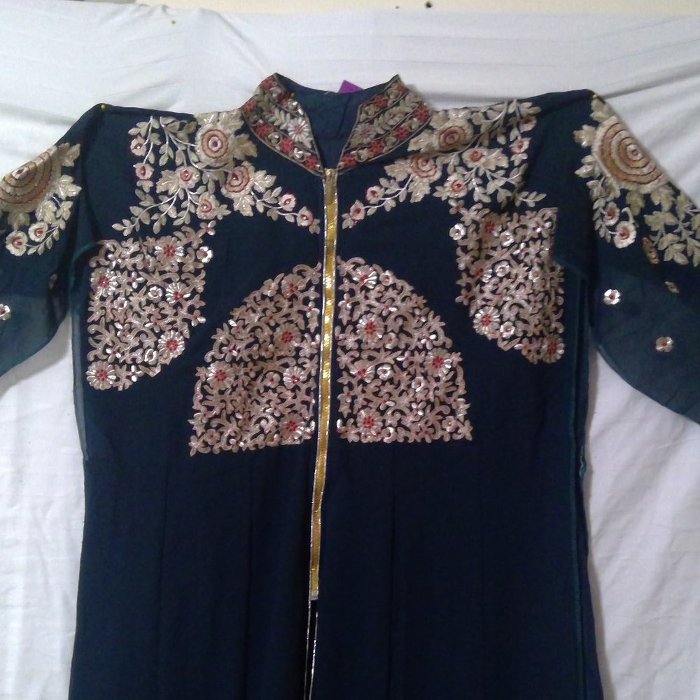 Arihant HEAVILY EMBROIDERED Salwar Kamez UNSTITCHED